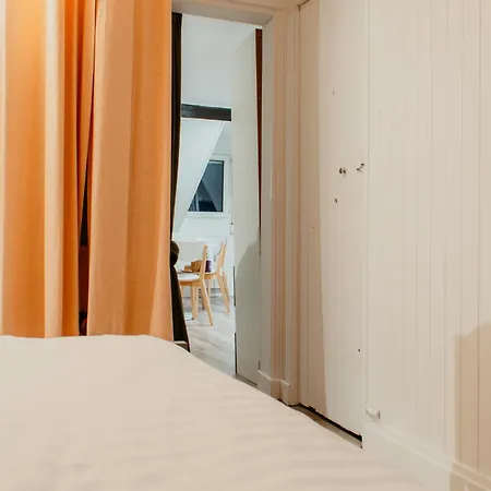 Octave 29 Apartment *